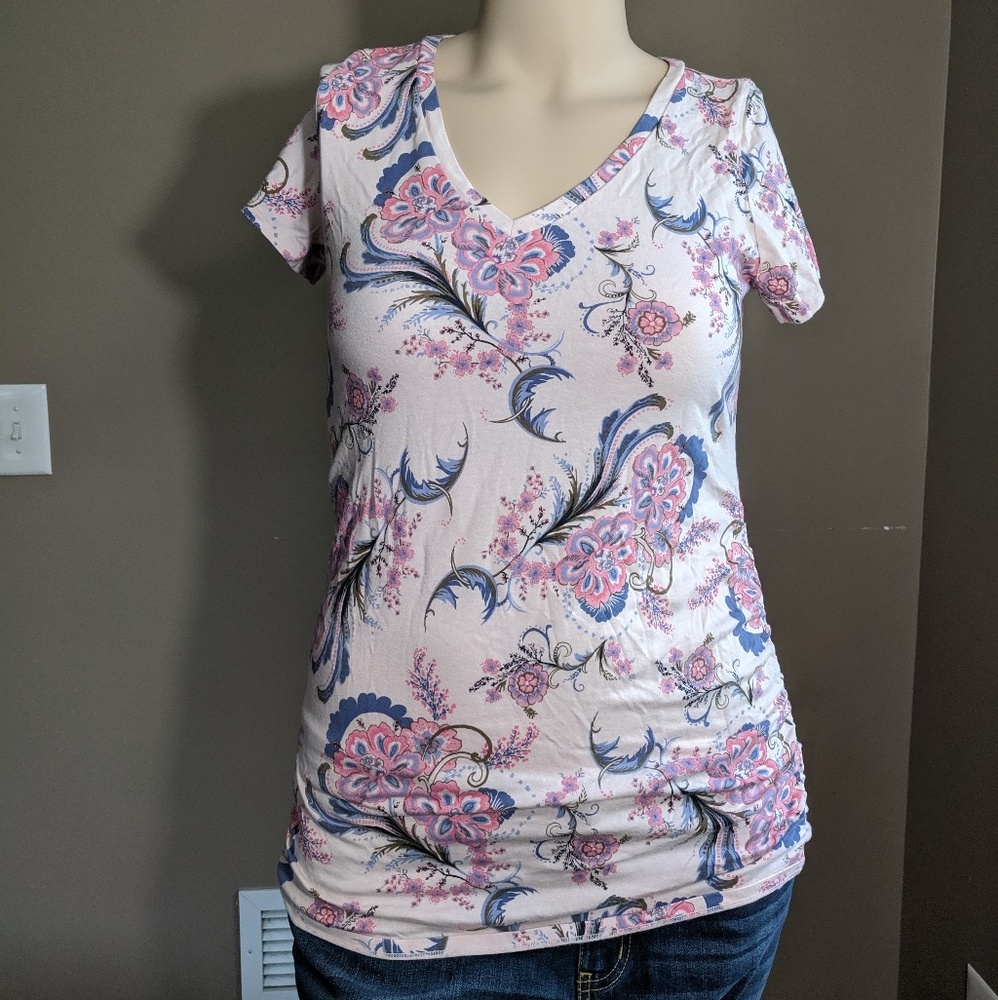 Motherhood maternity tee size L